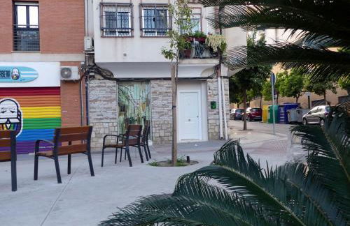 Encantador bajo en Málaga - Photo 5