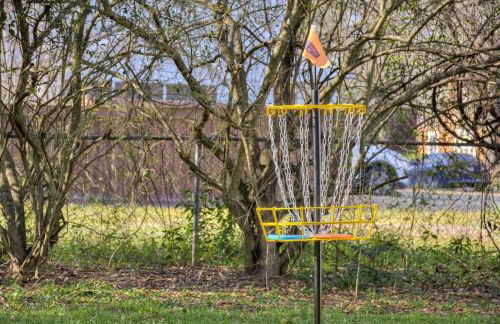 5min drive to AN Golf Club l Pet-Friendly l Big Backyard, BBQ & Fun Activities - Foto 40