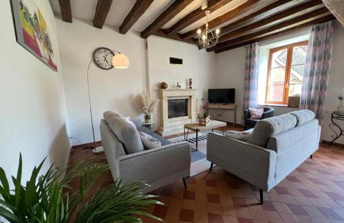 Proche le Mans, Parigné l'Evêque,maison forestière, accueil chevaux possible 11 pers - Foto 3