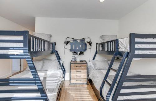 Luxury Estate with StadiumTDJ Views Sleeps 20 - Foto 77