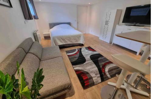 Studio proche gare et Versailles 4 min à pied train vers Paris - Foto 1