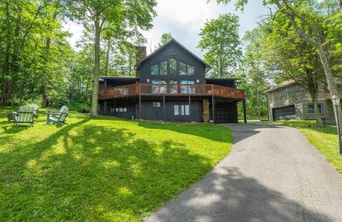 6 Br Cabin Hot Tub Fire Pit Min to Hatley Pointe - Foto 72