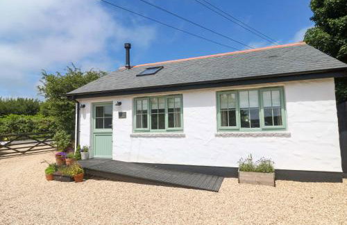 Lavender Cottage - Photo 1