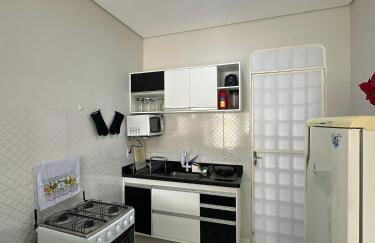 Apartamentos novos em condomínio no Caçari - Foto 11