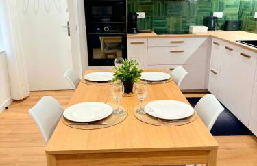 Le salon des voyageurs - Appartement au coeur du Centre Historique de Dole avec Terrasse - Foto 10