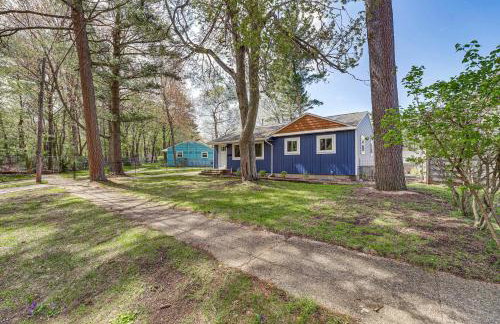 Walk to Beach Lake Michigan Getaway! - Foto 29