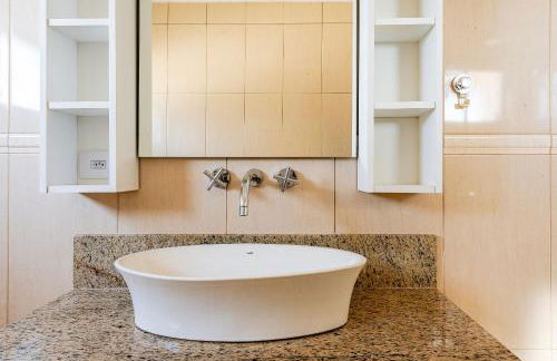 Refúgio com piscina, lareira e conforto, 1h de SP - Photo 14