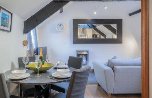 Cosy At The Mews - 2 Bedroom Apartment - Tenby - Foto 84
