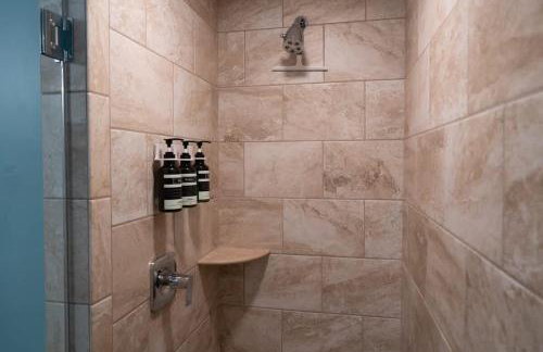 Downtown Urban Retreat 6 Beds Perfect for Groups - Foto 51