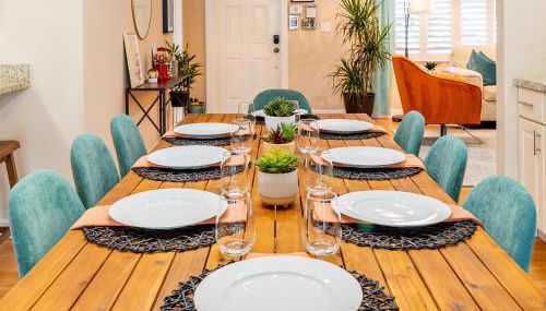 Colorful Home - Pool - Game Room - Basketball Court - BBQ & More - Foto 5