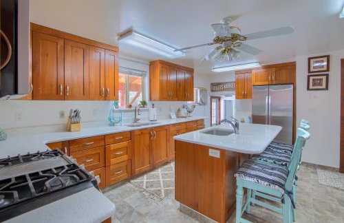 Group Getaway w/ Mtn Views: Home in Circleville! - Foto 8