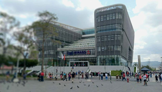 Escale à San Salvador ? Visite depuis l'aéroport - Photo 4, Nouvelle bibliothèque nationale