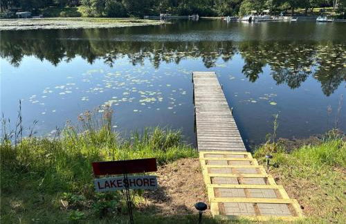 Cute Whitefish Cabin with Hot tub - Foto 5