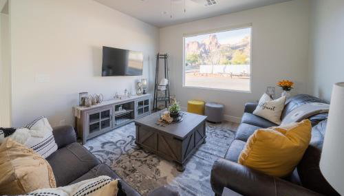 So Zion Painted Desert-4Bed, 3Bath, Hot Tub, Deck - Foto 3