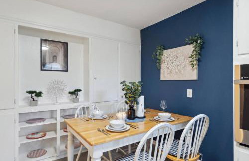 Fashionable TCU Walkable 2BD - Foto 15
