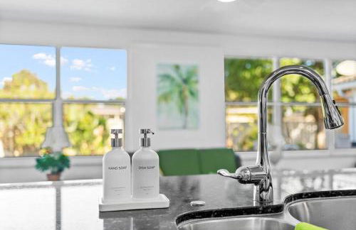 Large 12 Guest Home w Pool, Hollywood FL - Foto 26