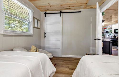 Waubee Lake remodeled cozy cottage on ATV trails! - Photo 4