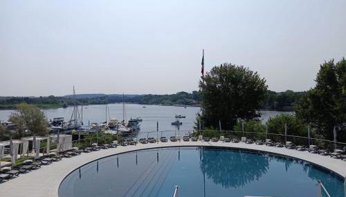 NEON Bigigio House Boat - Foto 3