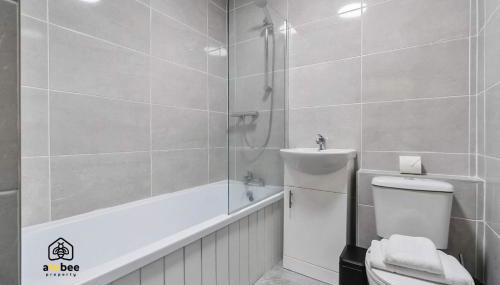 2 Bed Home near Etihad & Manchester City Centre on a quiet street with Free Parking - Foto 4