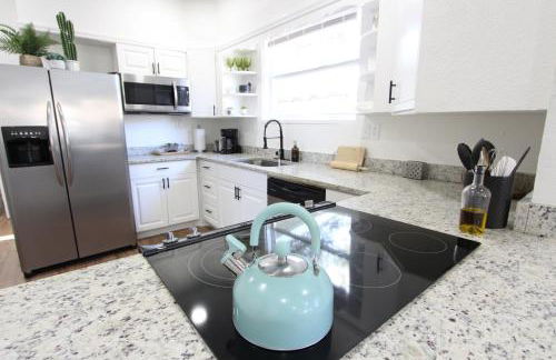 3 Bedroom Modern Ybor City Home- Pet Friendly - Foto 15