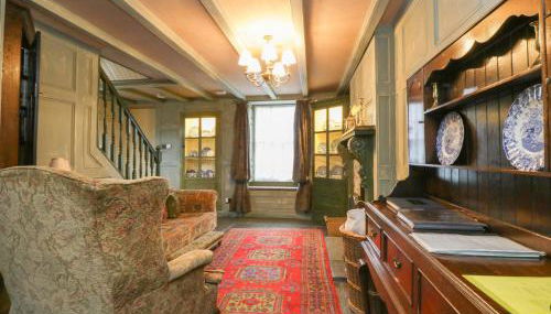 The Precinct House - Photo 4