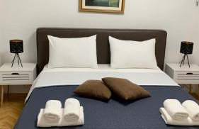 Split apartment - 5 min by car to the beach & city center - free public parking - Foto 5