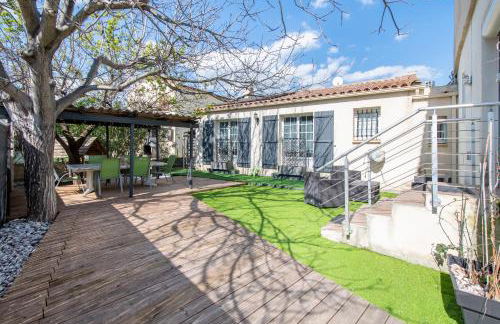 GuestHouse La Costière - logements indépendants - espace piscine jacuzzi - Foto 31