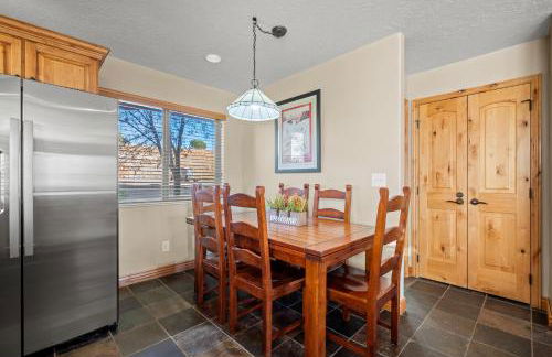 Altitude Adjustment with Resort Amenities MH1312 - Foto 18