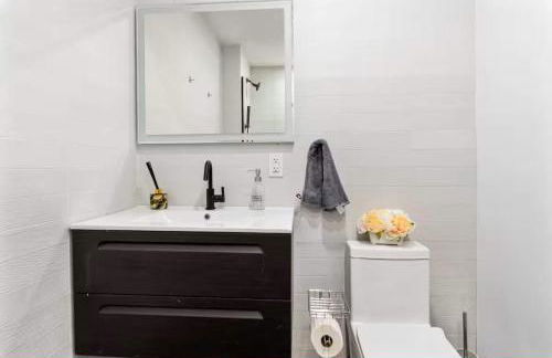 Luxury 3BR Duplex w Private Patio in Upper East - Foto 30