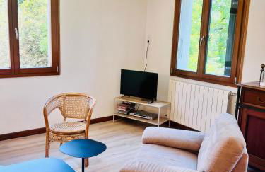 Four Seasons Apartment Ski Access & Mountain Views - Foto 42