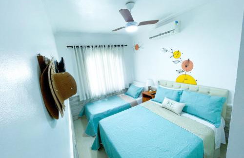 Recantos Pinheiros - Casa inteira, até 15 hóspedes - Piscina privativa, sinuca, ar condicionado e TVs nos 4 quartos - Condomínio Orla 500, lado praia - Unamar, Cabo Frio-RJ - Foto 29