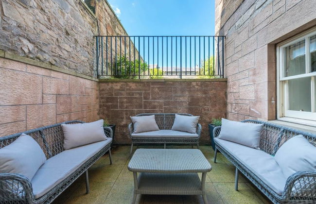 JOIVY Luxury Carlton Terrace Main Door Apartment - Foto 13