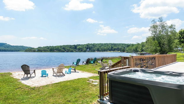 The Lake Life by Avantstay Lakefront + View + Hot Tub - Foto 3, Interior