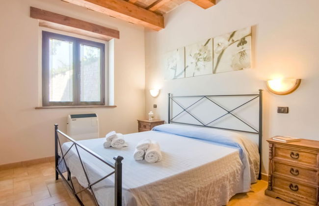 Cozy Farmhouse in Apecchio with Hot Tub - Foto 3