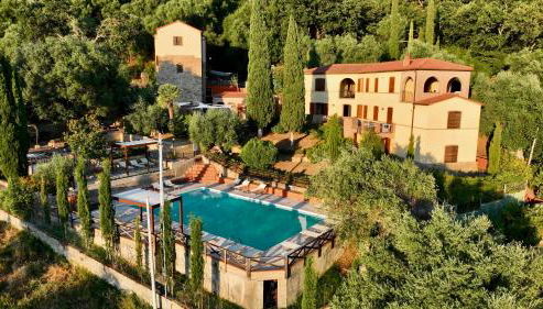 Madonna Del Poggio CAV - Apartments - Photo 3, Garden, sunbed, Garden view