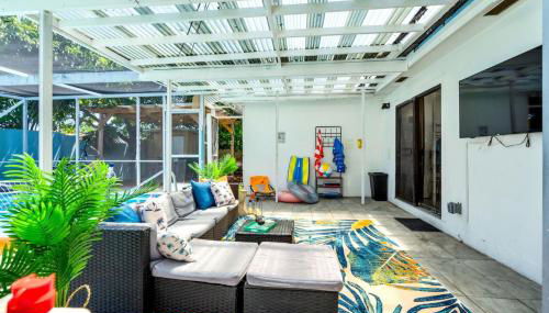 Beachside Escape Poolhouse w Game Room, Grill - Foto 5