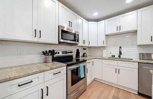 Newly Renovated | Minutes to Riverwalk & Beaches | Tampa Heights - Foto 35