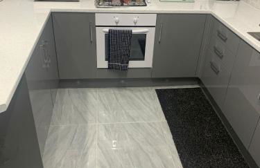 Travis House Three Luxury Modern Living free WiFi - Foto 16