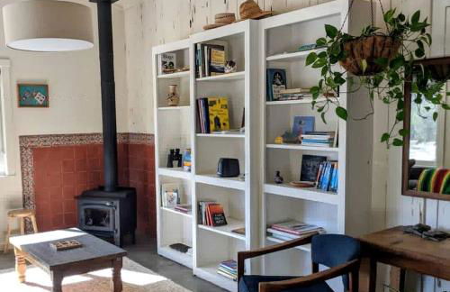 Rustic Cottage Rental with a Hot Tub Perfect for Luxury Camping in Santa Margarita - Foto 5