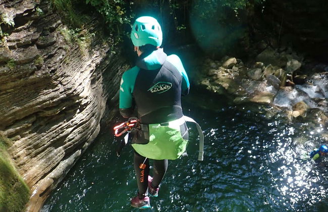 Barranquismo en el Pirineo aragonés - Foto 13