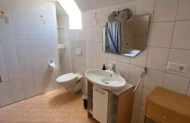 Torbogen-Apartment für Monteure - Claycation - Foto 8