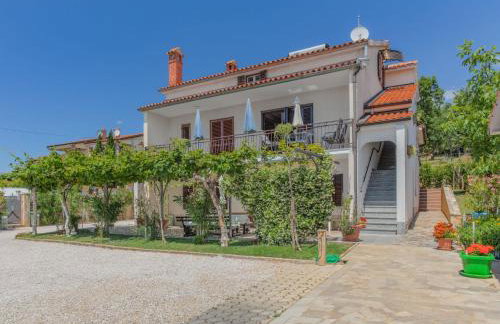 Apartment Jukić-1 by Interhome - Foto 20