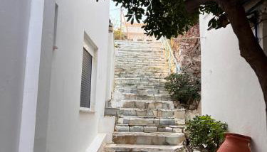 Sufiko Studios - Drosia - Photo 2