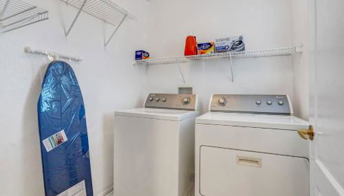 Vibrant Yellow King Room & Desk - Foto 4, Other