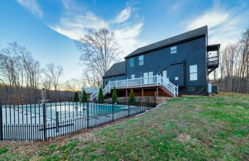 Hilltop Hideaway - Pool - Jacuzzi - Ping Pong - 12 guests - Fireplace - Mountain Views - Pets are allowed by request - Foto 38