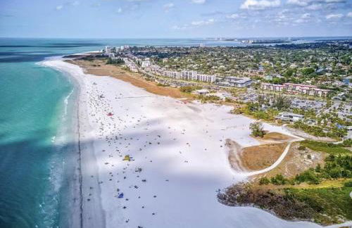 5 Min to Siesta Key Beach Spacious 2BR Getaway - Foto 18
