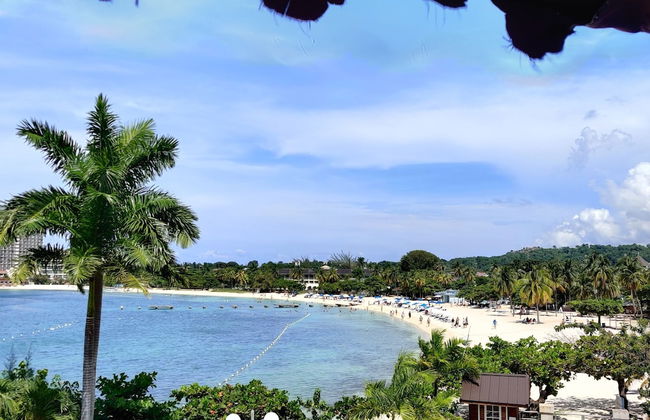 Fisherman's Point Ocean View Hotel - Photo 45