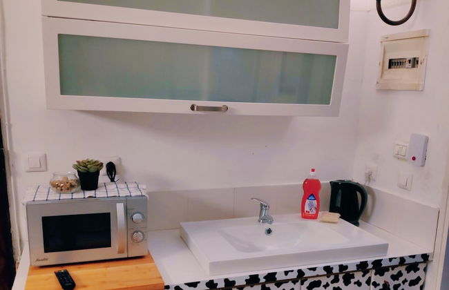 Carmel Market Apartments - Photo 6