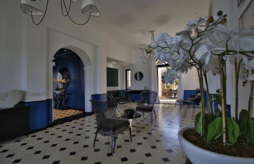 Amazing Ibiza Villa Can Icarus 6 Bedrooms Perched On A Cliff Overlooking The Beach Of Cala Moli San Jose - Foto 6