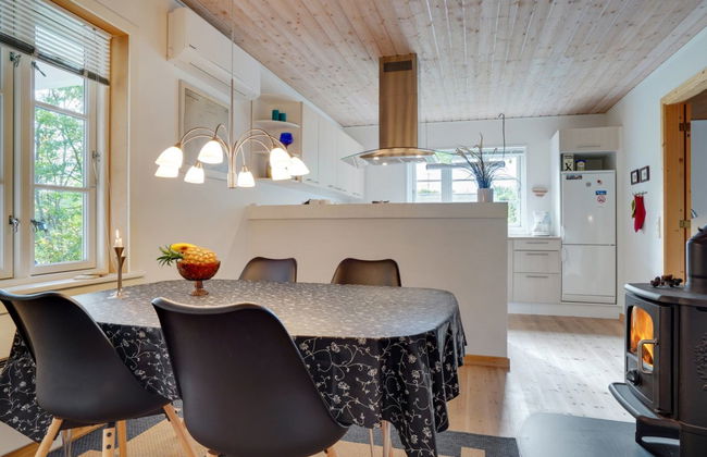 "Hildegunn" - 200m from the sea - Photo 12